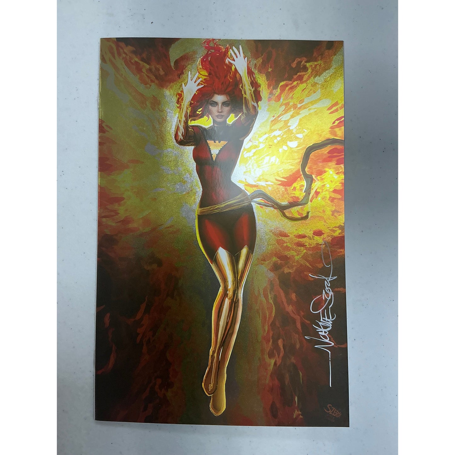 [Signed by Nathan Szerdy] [FOIL] PHOENIX #4 NATHAN SZERDY VIRGIN EXCLUSIVE NYCC 2024 VAR [IN STOCK]