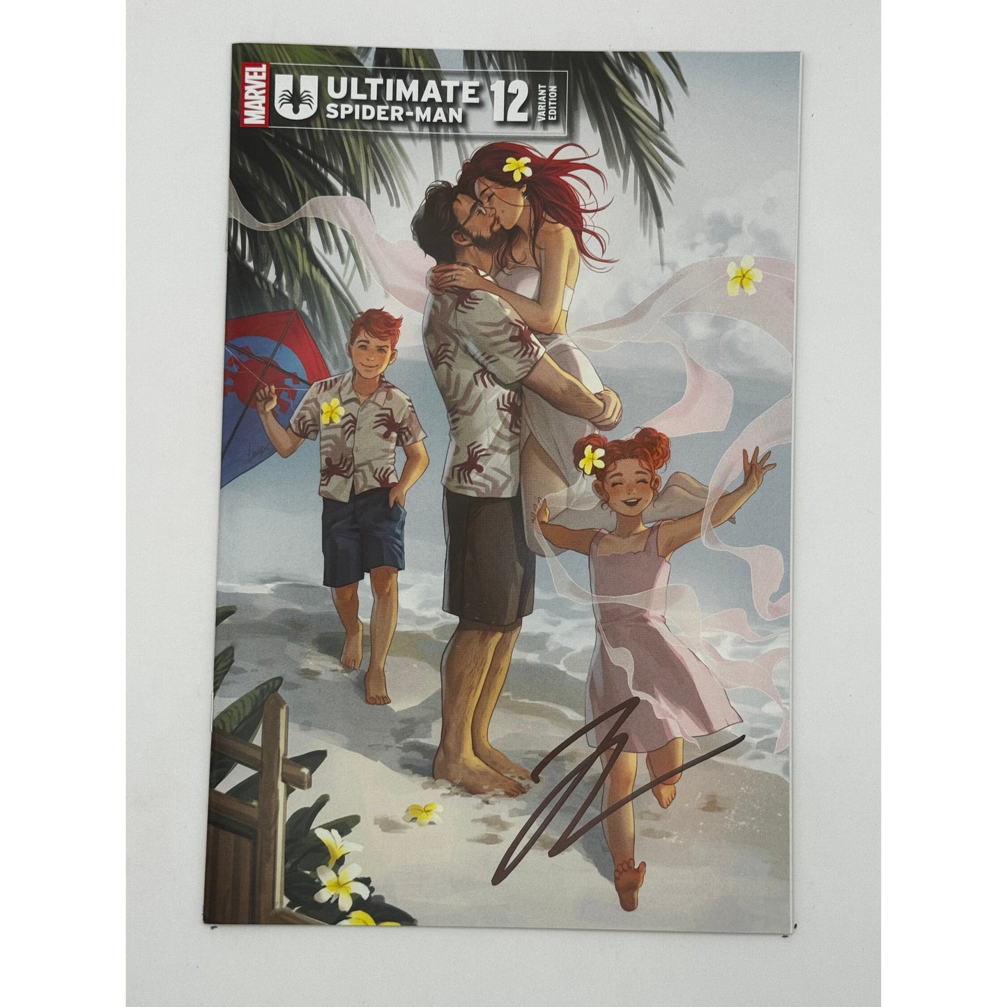 [Signed by Hickman] Ultimate Spider-Man #12 Unknown Comics Leirix Exclusive Var [INST]