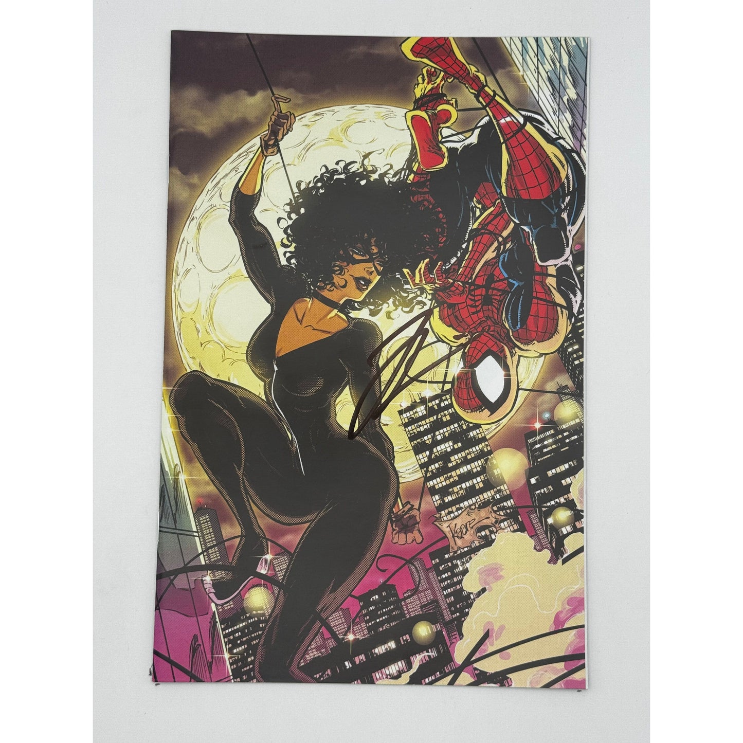 [Signed by Hickman] Ultimate Spider-Man #11 Virgin Unknown Comics Andrews Exclusive Var [INST]