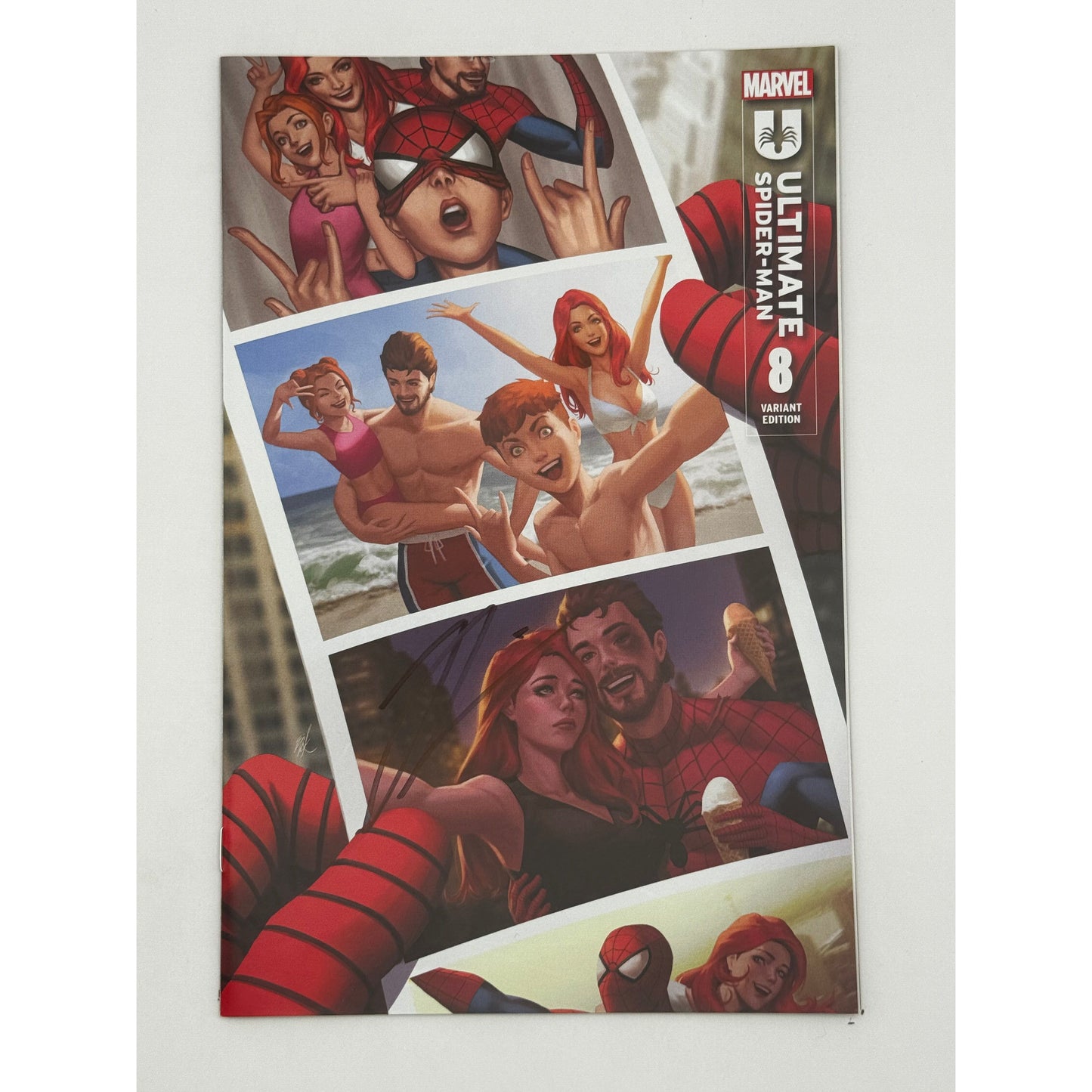 [Signed by Hickman] Ultimate Spider-Man #8 Unknown Comics Ejikure Exclusive Var [INST]